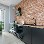 Family Malta By Renters 포즈난