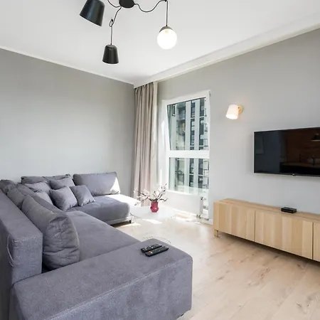 Family Malta By Renters Apartment