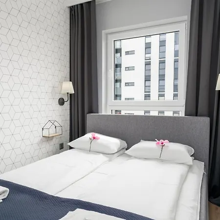 Family Malta By Renters Apartment *